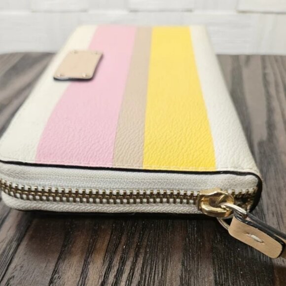 Kate Spade New York Neda Grove Street Dune Stripe Leather Zip Around Wallet EUC - Picture 10 of 11